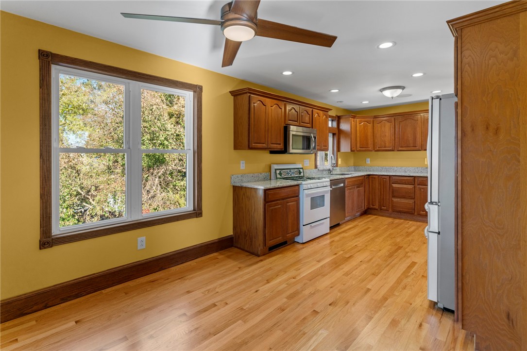 369 Old River Road Lincoln, RI 02838 - Photo 27 of 49 Unit 2 Kitchen