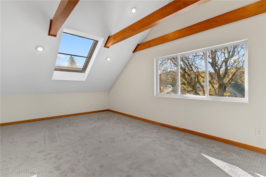 369 Old River Road Lincoln, RI 02838 - Photo 40 of 49 Unit 2- MBR
3rd Floor