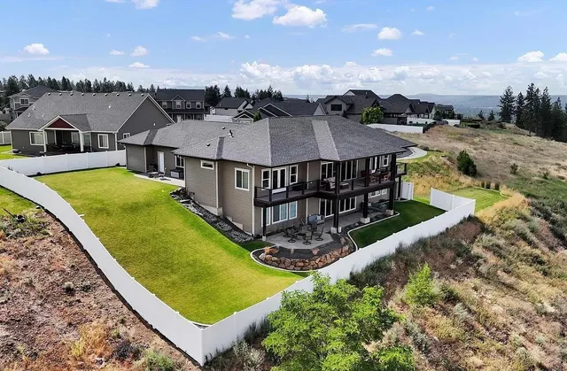 $1,080,000 | 8301 North Upper Mayes Lane, Spokane, WA 99208