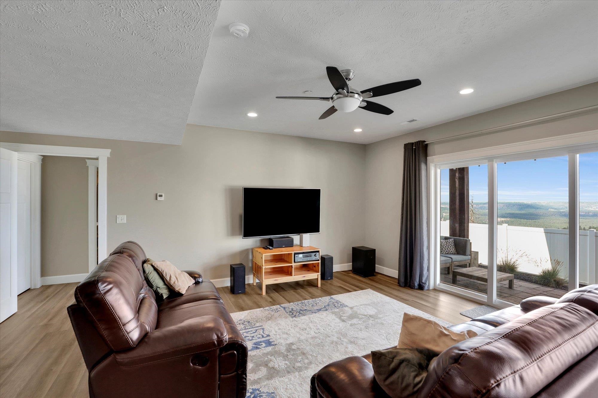 8301 North Upper Mayes Lane Spokane, WA 99208 - Photo 21 of 42