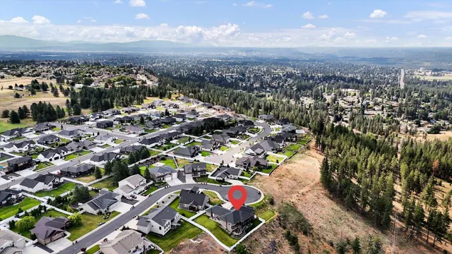 $1,080,000 | 8301 North Upper Mayes Lane, Spokane, WA 99208