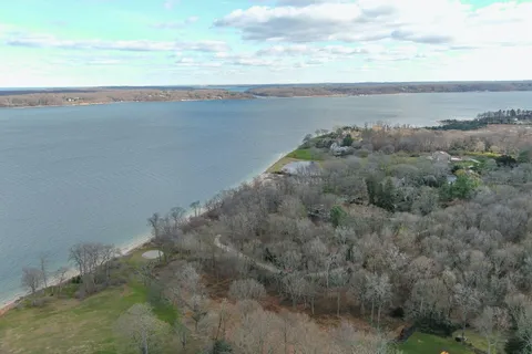 a view of an ocean beach