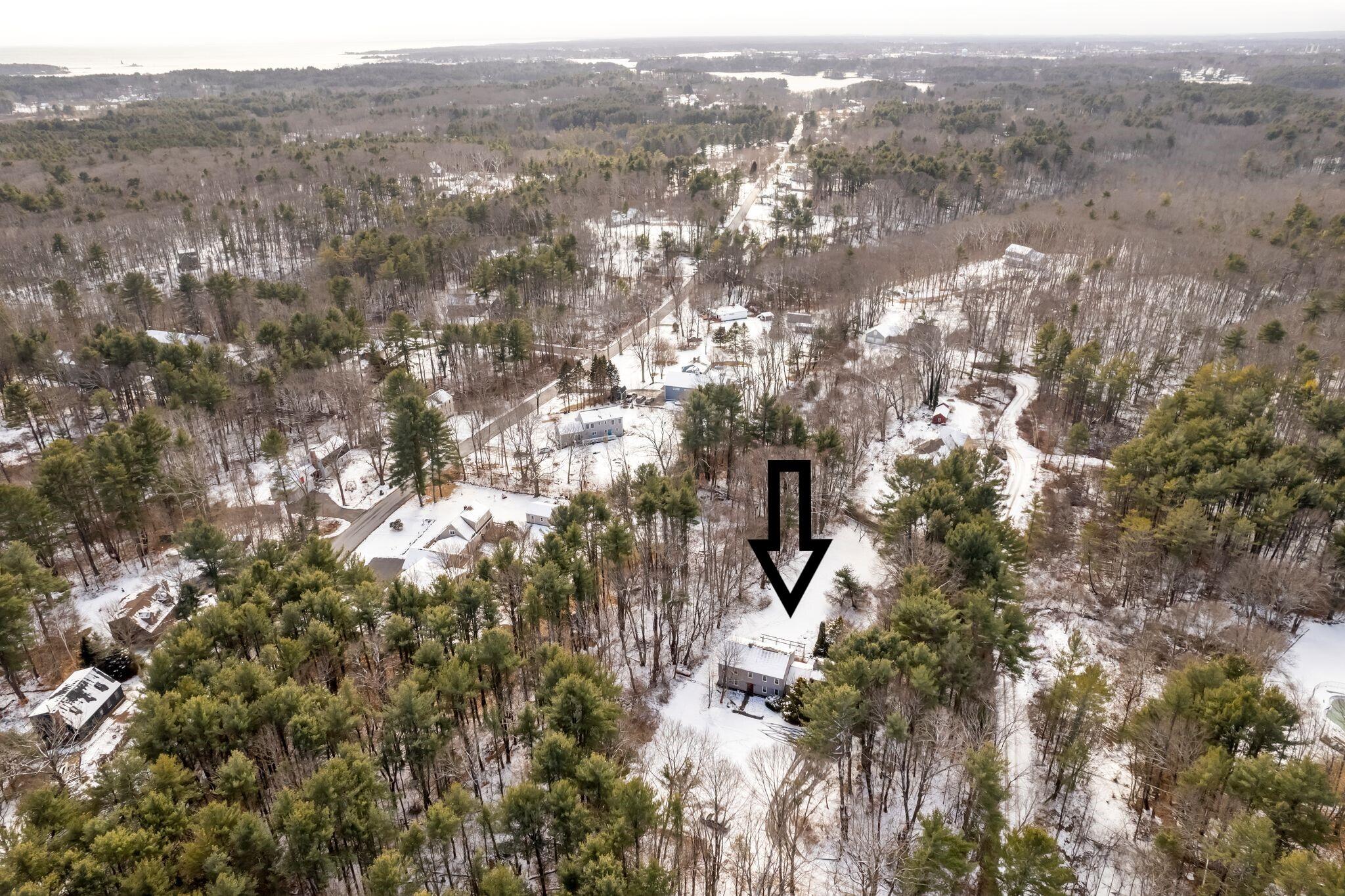 8 Old Farm Road Kittery, ME 03904 - Photo 2 of 22 8 Old Farm Road aerial looking south