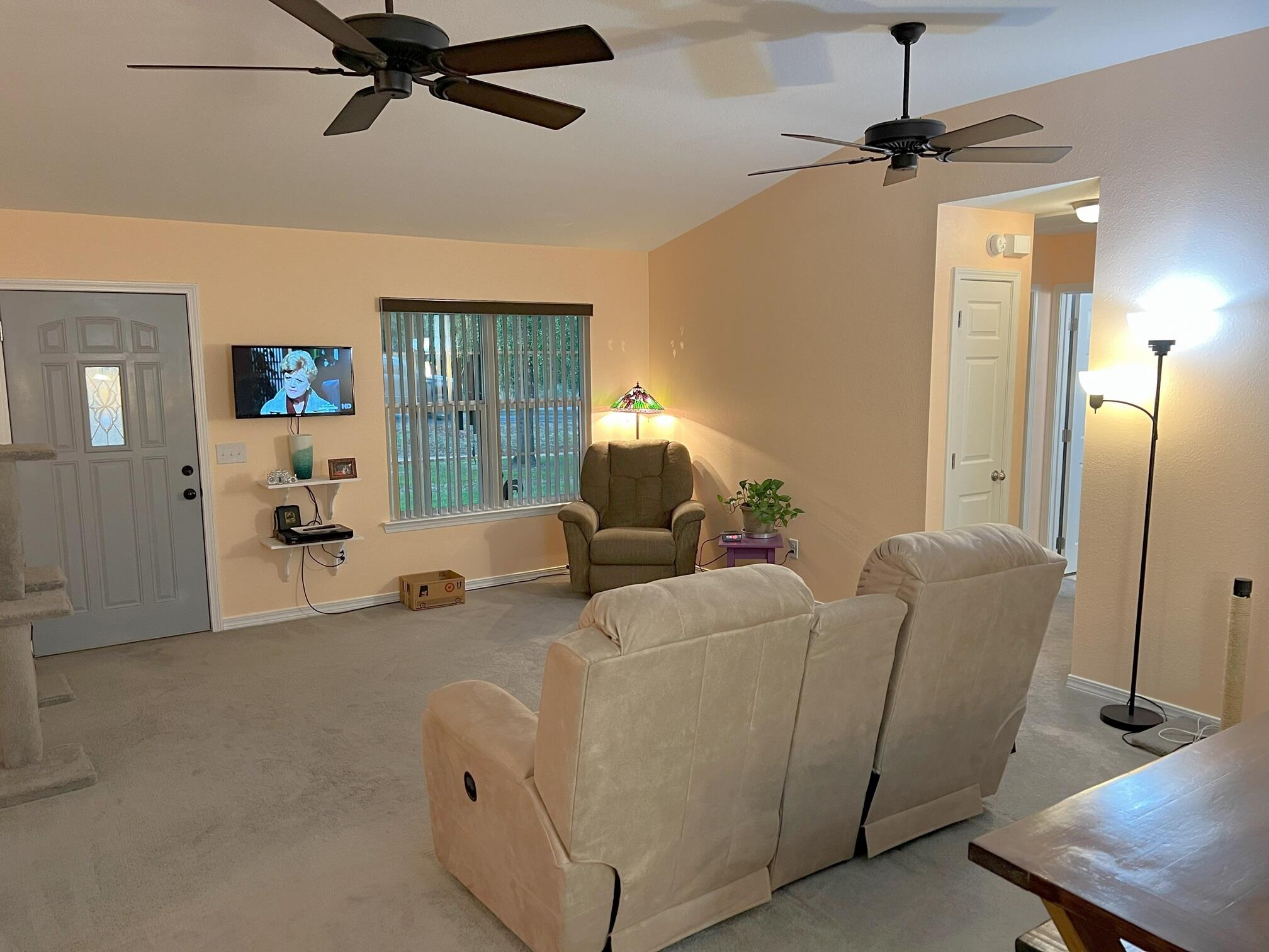 1978 Juniper Lake Road DeFuniak Springs, FL 32433 - Photo 12 of 57 Living Room (5)