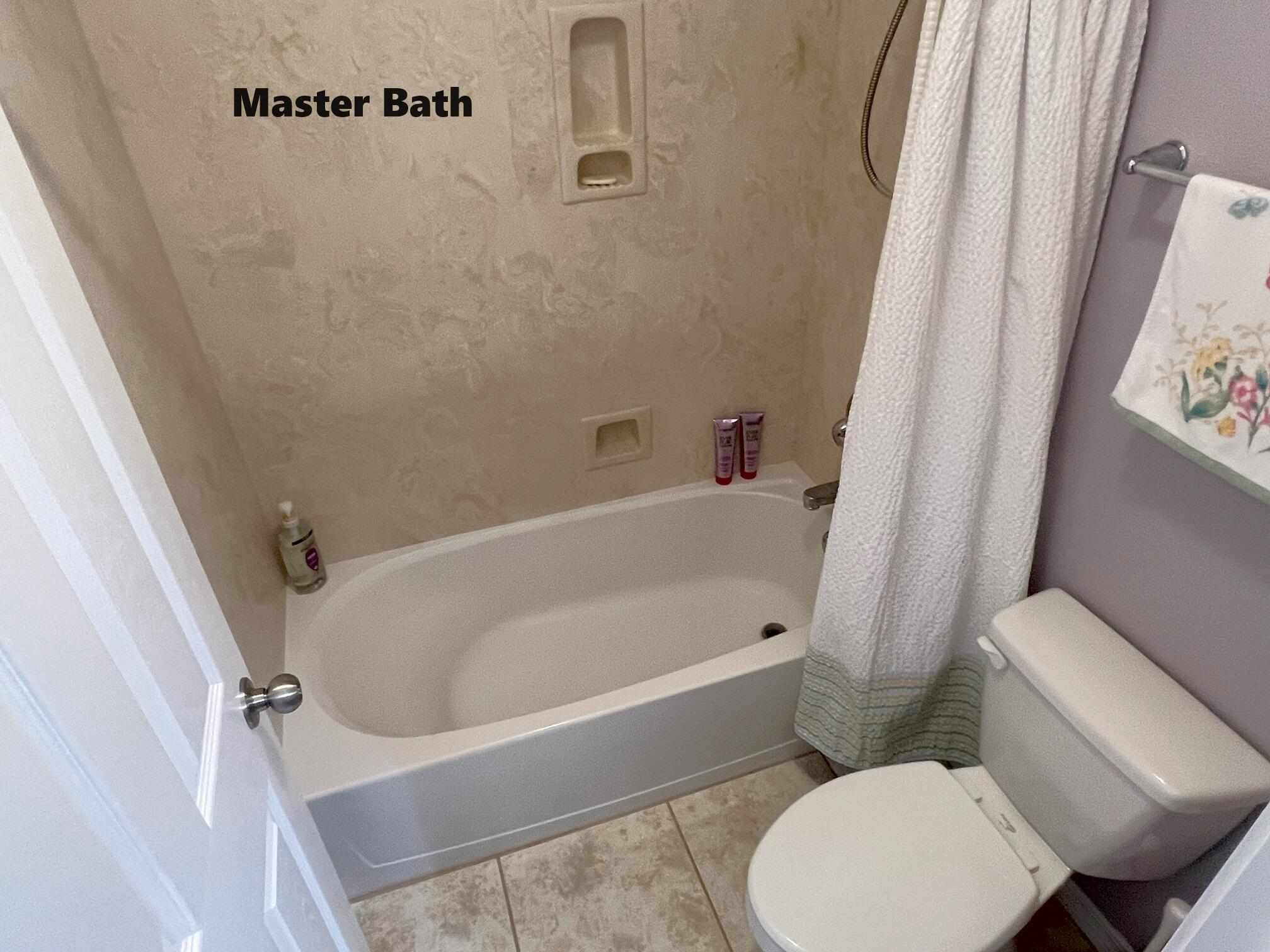 1978 Juniper Lake Road DeFuniak Springs, FL 32433 - Photo 26 of 57 BR 1 Master Bath (2)