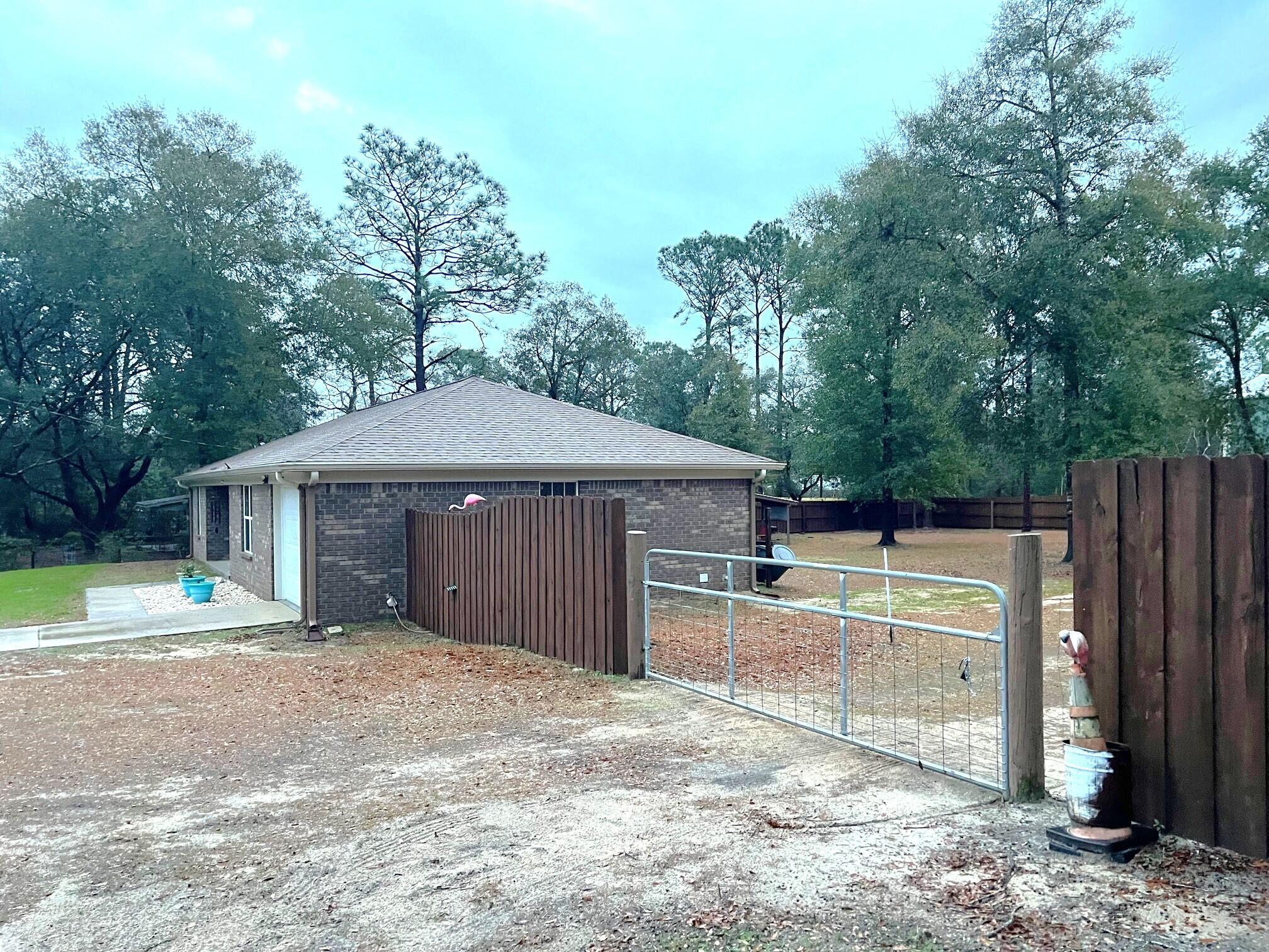 1978 Juniper Lake Road DeFuniak Springs, FL 32433 - Photo 45 of 57 House Front (6)
