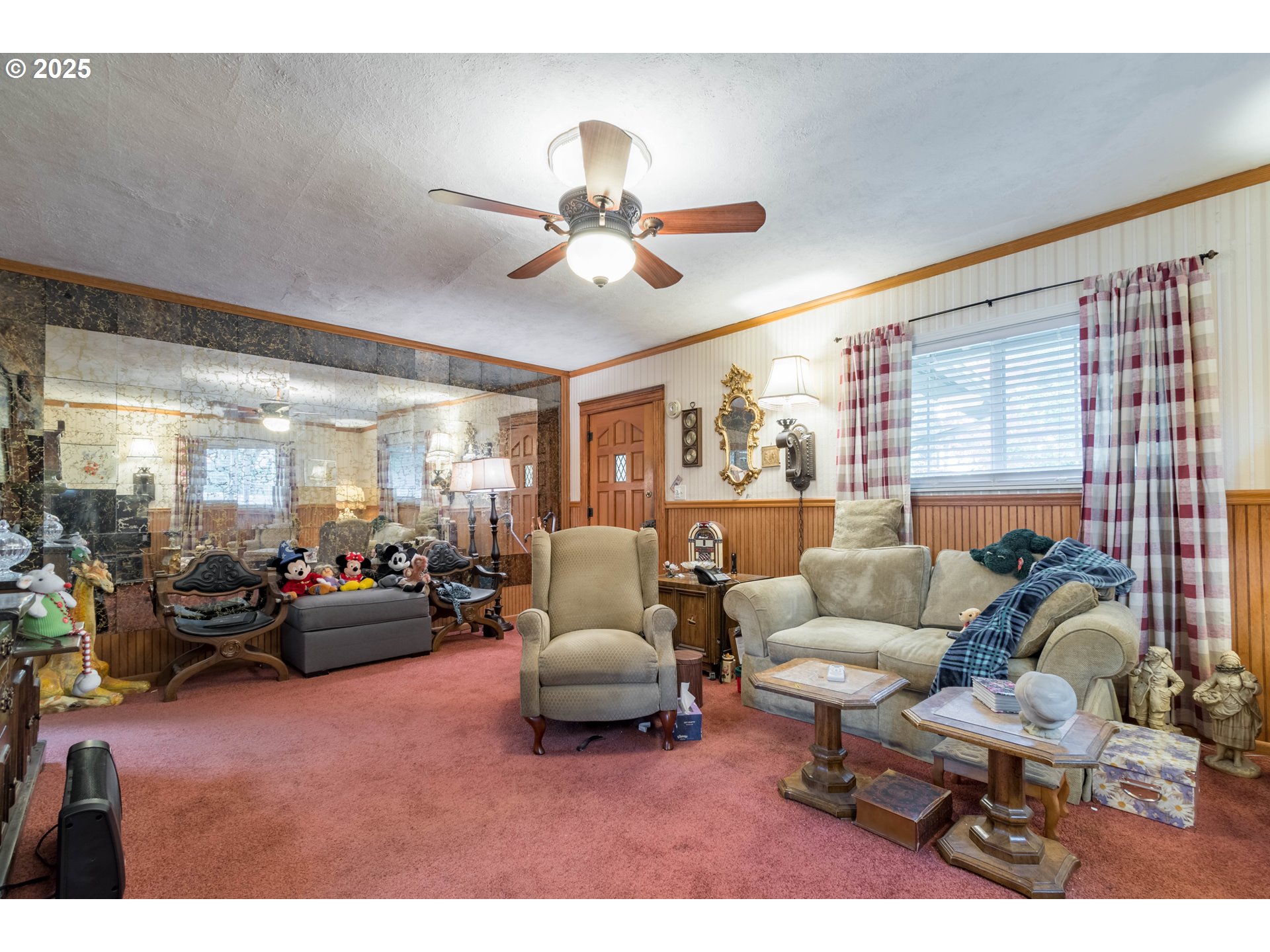 860 Adams Street Eugene, OR 97402 - Photo 5 of 46 a living room with furniture and a large window