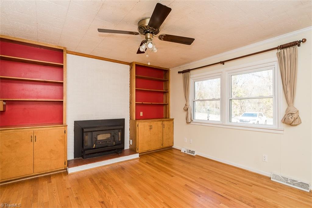 2141 Swepsonville Road Graham, NC 27253 - Photo 4 of 30