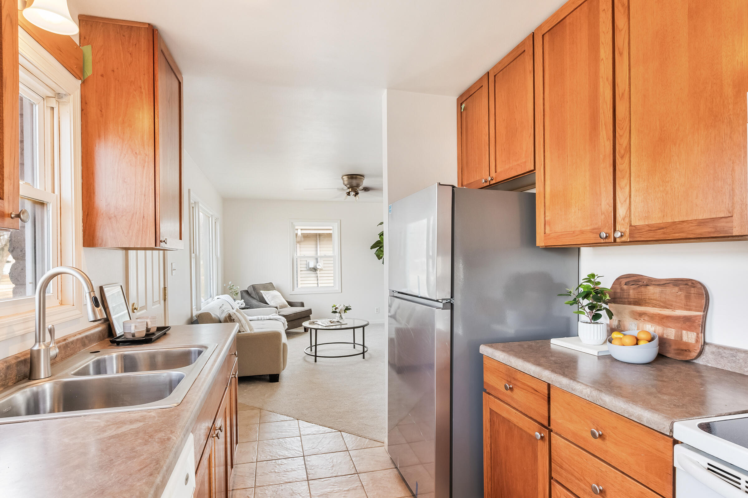 313 East Coolidge Avenue Appleton, WI 54915 - Photo 11 of 27 313-ECoolidgeAve-112