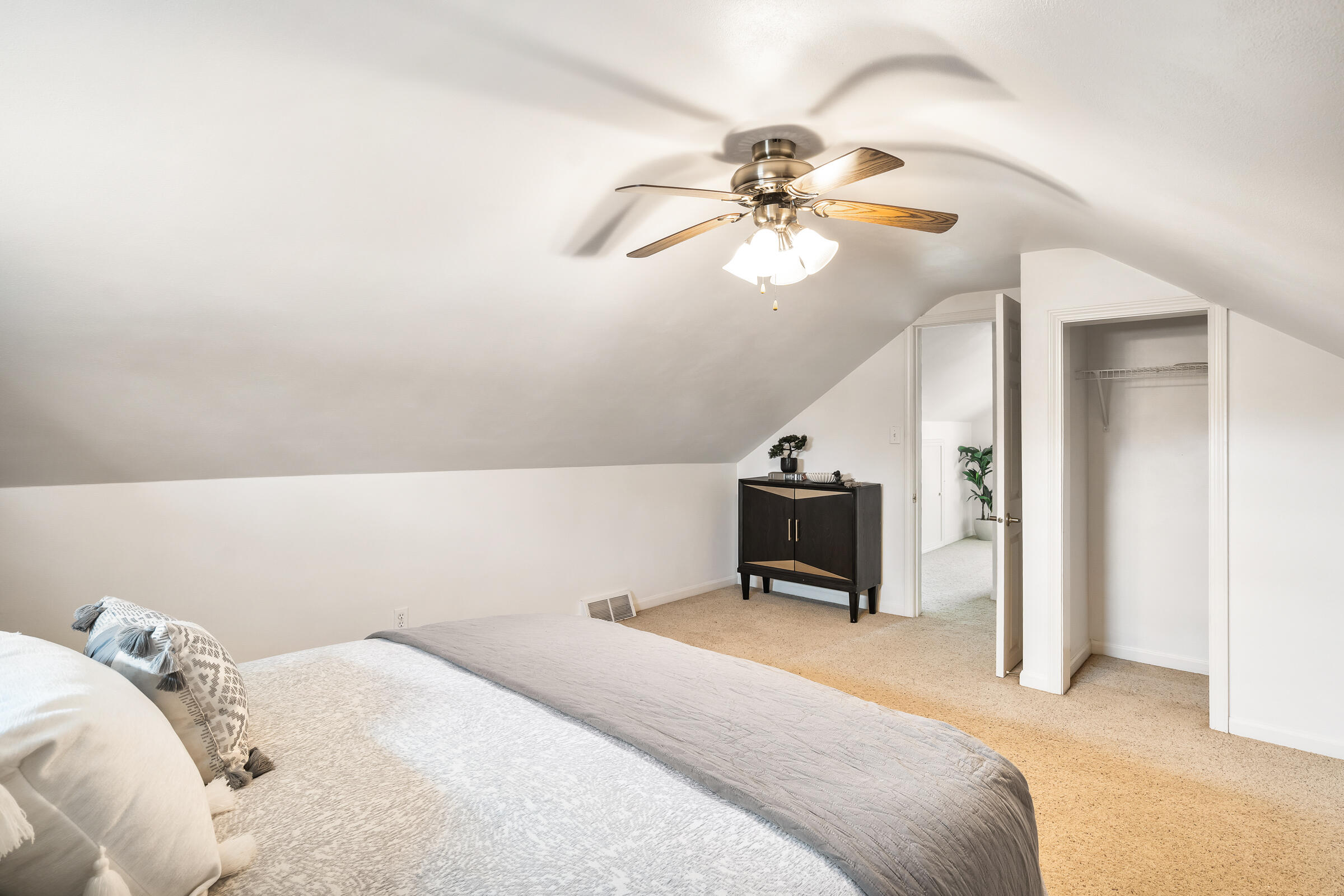 313 East Coolidge Avenue Appleton, WI 54915 - Photo 18 of 27 313-ECoolidgeAve-124