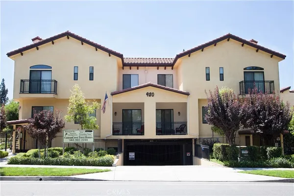 $2,700 | 920 Central, Unit 111, Riverside, CA 92507