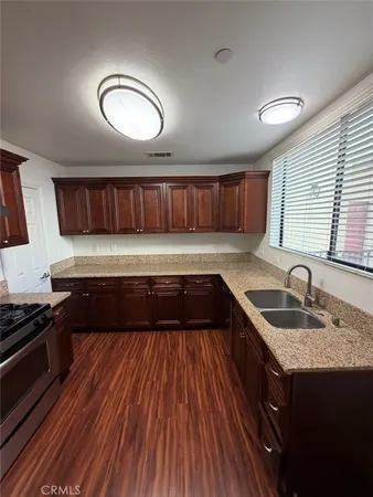 $2,700 | 920 Central, Unit 111, Riverside, CA 92507
