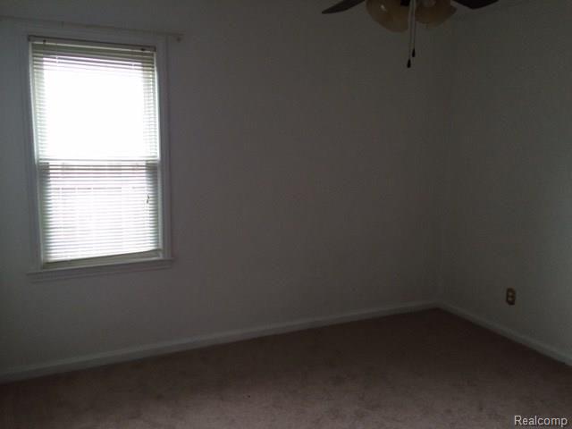17811 Reno Street Riverview, MI 48193 - Photo 6 of 10