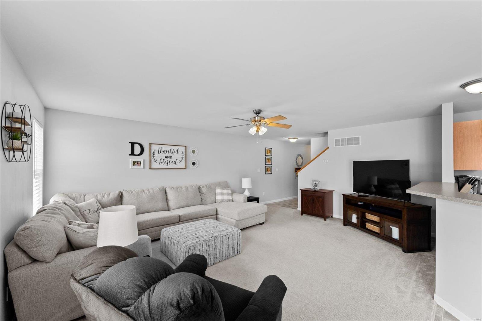 411 Spring Trace O'Fallon, MO 63368 - Photo 3 of 36