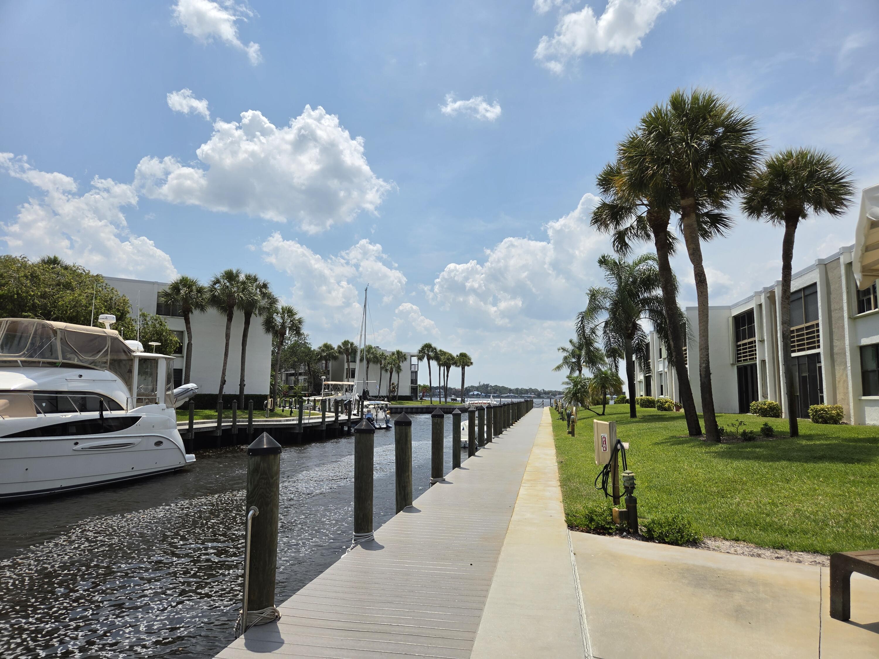 1950 Southwest Palm City Road, Unit 6204 Stuart, FL 34994 - Photo 17 of 38 Marina/Basin