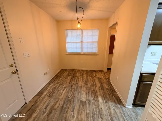 $1,700 | 566 Ahuawa Place, Diamondhead, MS 39525