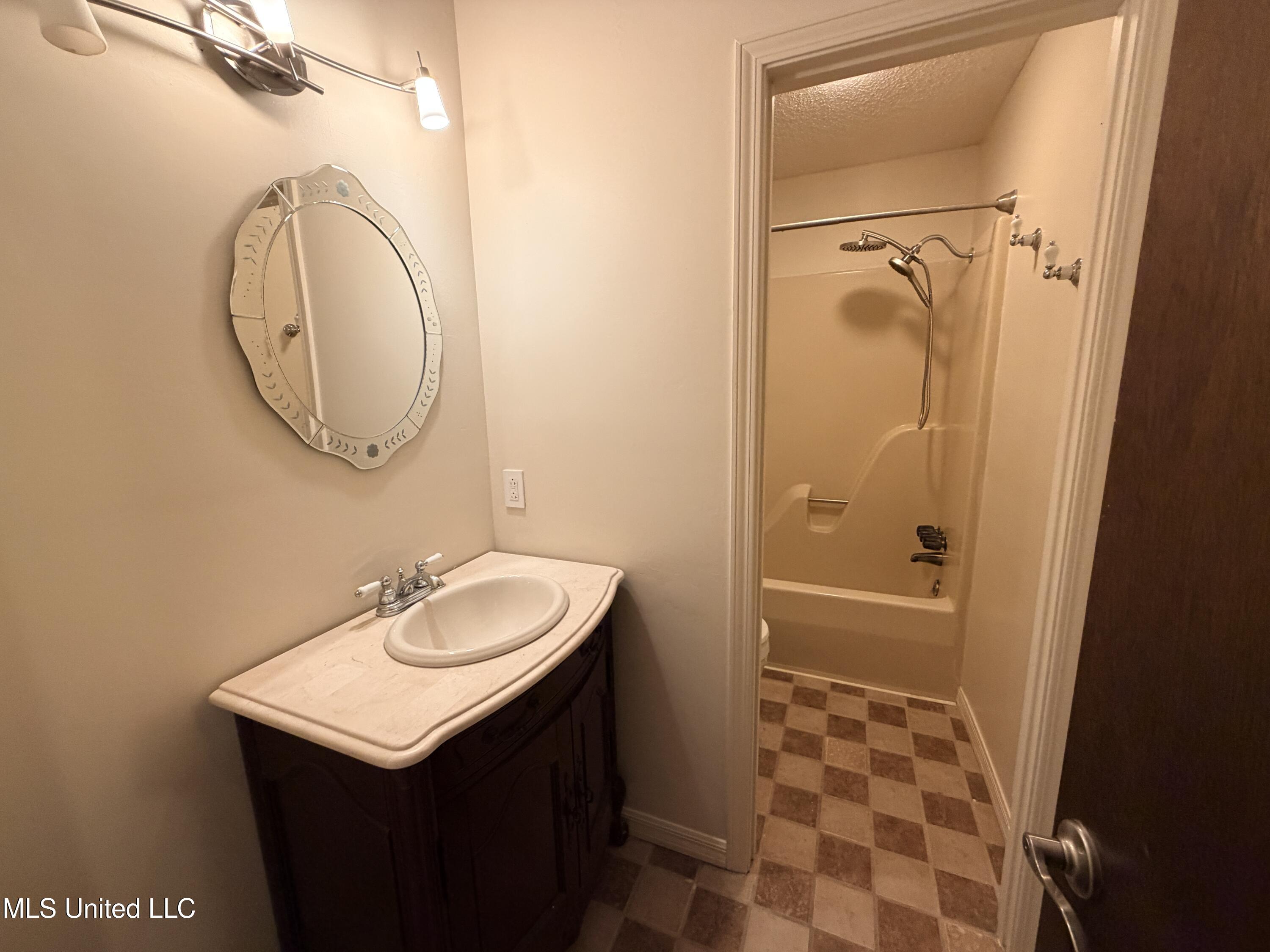 566 Ahuawa Place Diamondhead, MS 39525 - Photo 15 of 20 IMG_6406