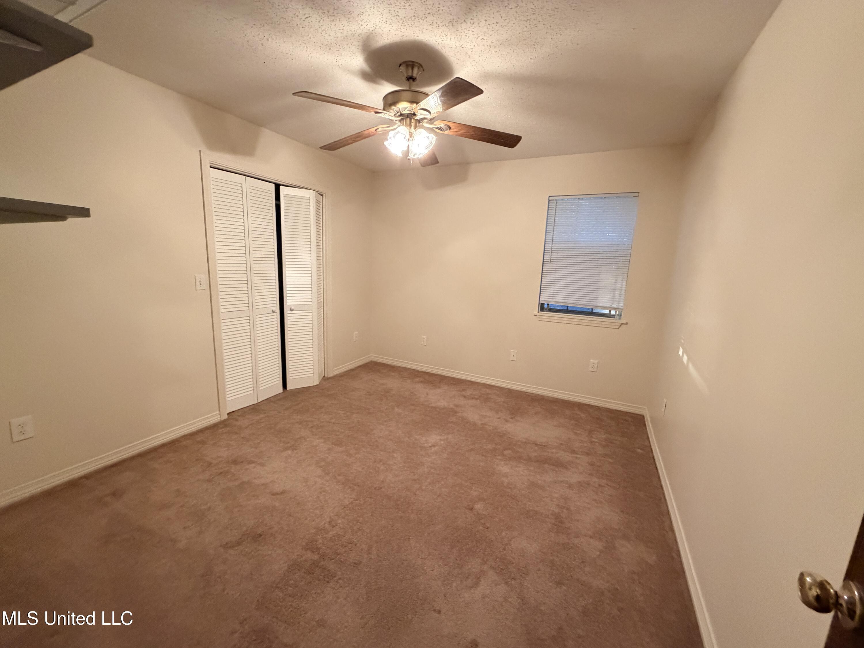 566 Ahuawa Place Diamondhead, MS 39525 - Photo 16 of 20 IMG_6407