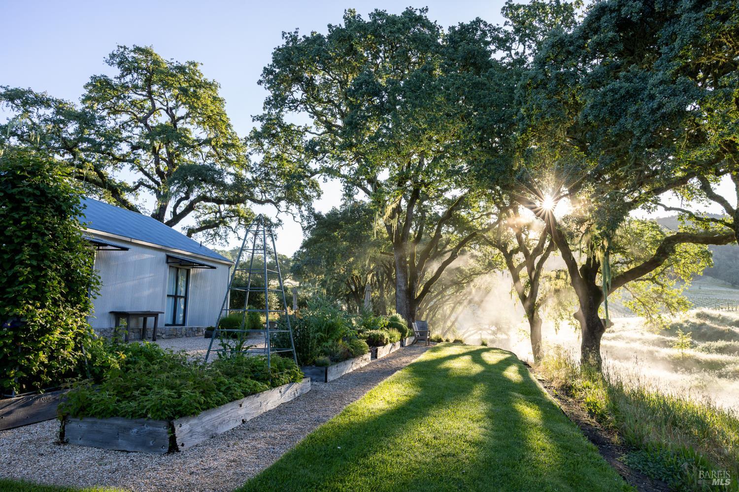13414 Chalk Hill Road Healdsburg, CA 95448 - Photo 10 of 99