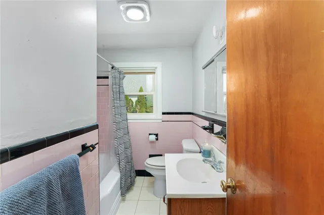 $339,900 | 75 Northup Street, Warwick, RI 02889