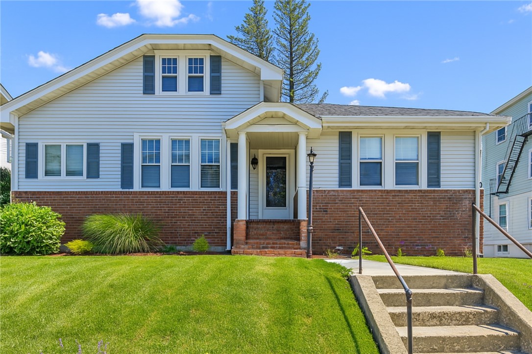 107 Meadow Road Woonsocket, RI 02895 - Photo 1 of 32