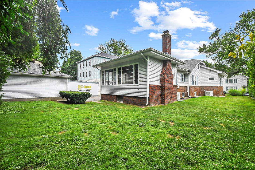 107 Meadow Road Woonsocket, RI 02895 - Photo 31 of 32