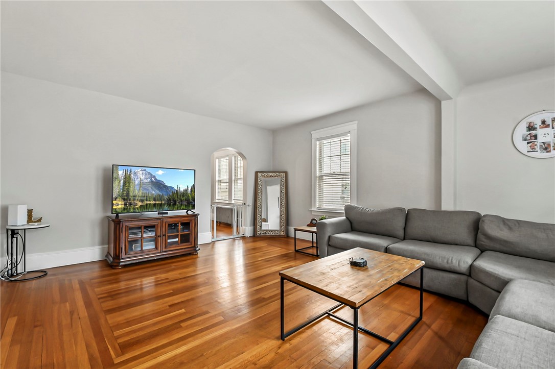 107 Meadow Road Woonsocket, RI 02895 - Photo 4 of 32