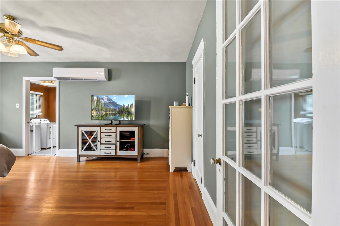 107 Meadow Road Woonsocket, RI 02895 - Photo 8 of 32