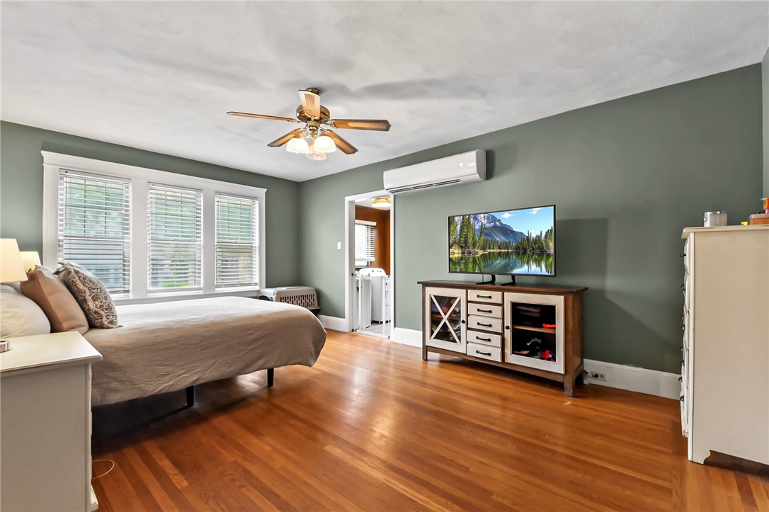 107 Meadow Road Woonsocket, RI 02895 - Photo 9 of 32