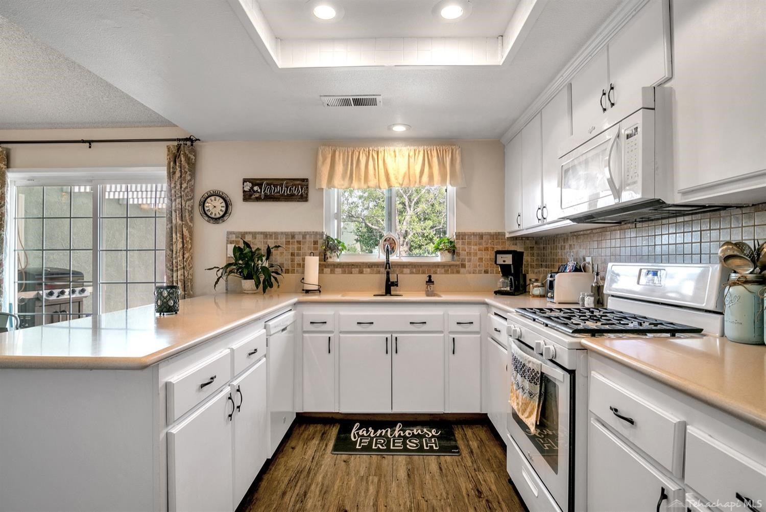 1310 El Rancho Drive Tehachapi, CA 93561 - Photo 13 of 48 Gallery Image 13