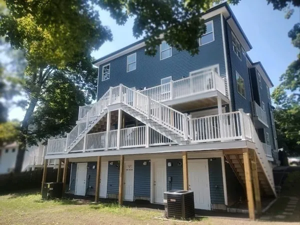 $699,900 | 48 Village Street, Unit 1001, Reading, MA 01867