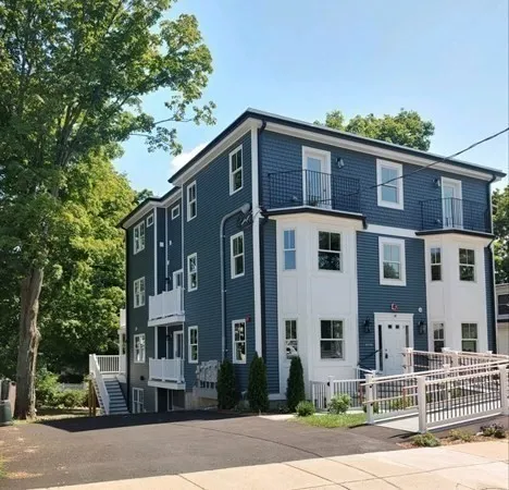 $699,900 | 48 Village Street, Unit 1001, Reading, MA 01867
