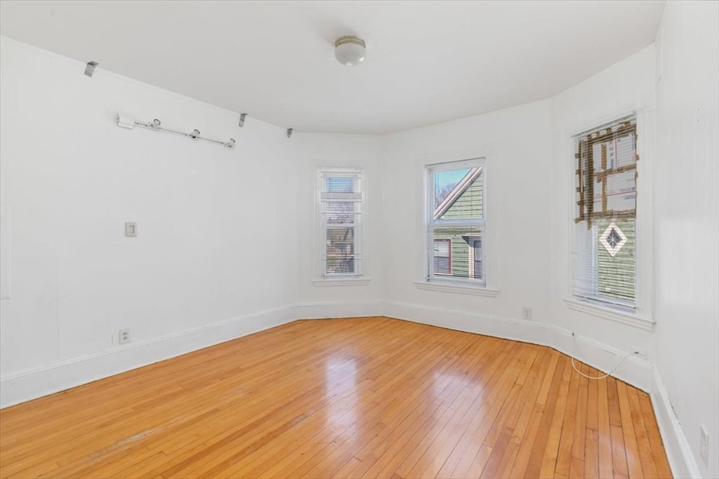 293 Albion Street Wakefield, MA 01880 - Photo 30 of 42
