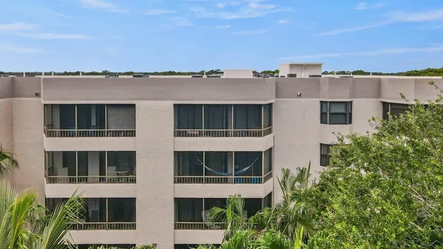 $214,999 | 2070 Homewood Boulevard, Unit 4100, Delray Beach, FL 33445