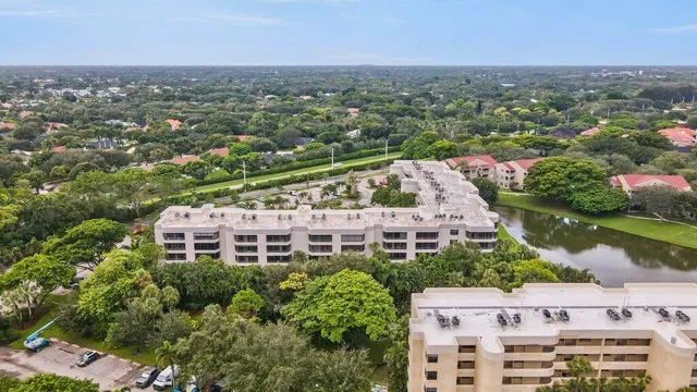 $214,999 | 2070 Homewood Boulevard, Unit 4100, Delray Beach, FL 33445