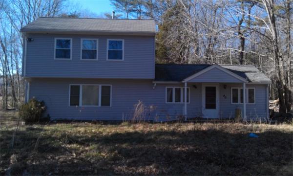 40 Flagg Swamp Road Freetown, MA 02717 - Photo 4 of 12 Gallery Image 4