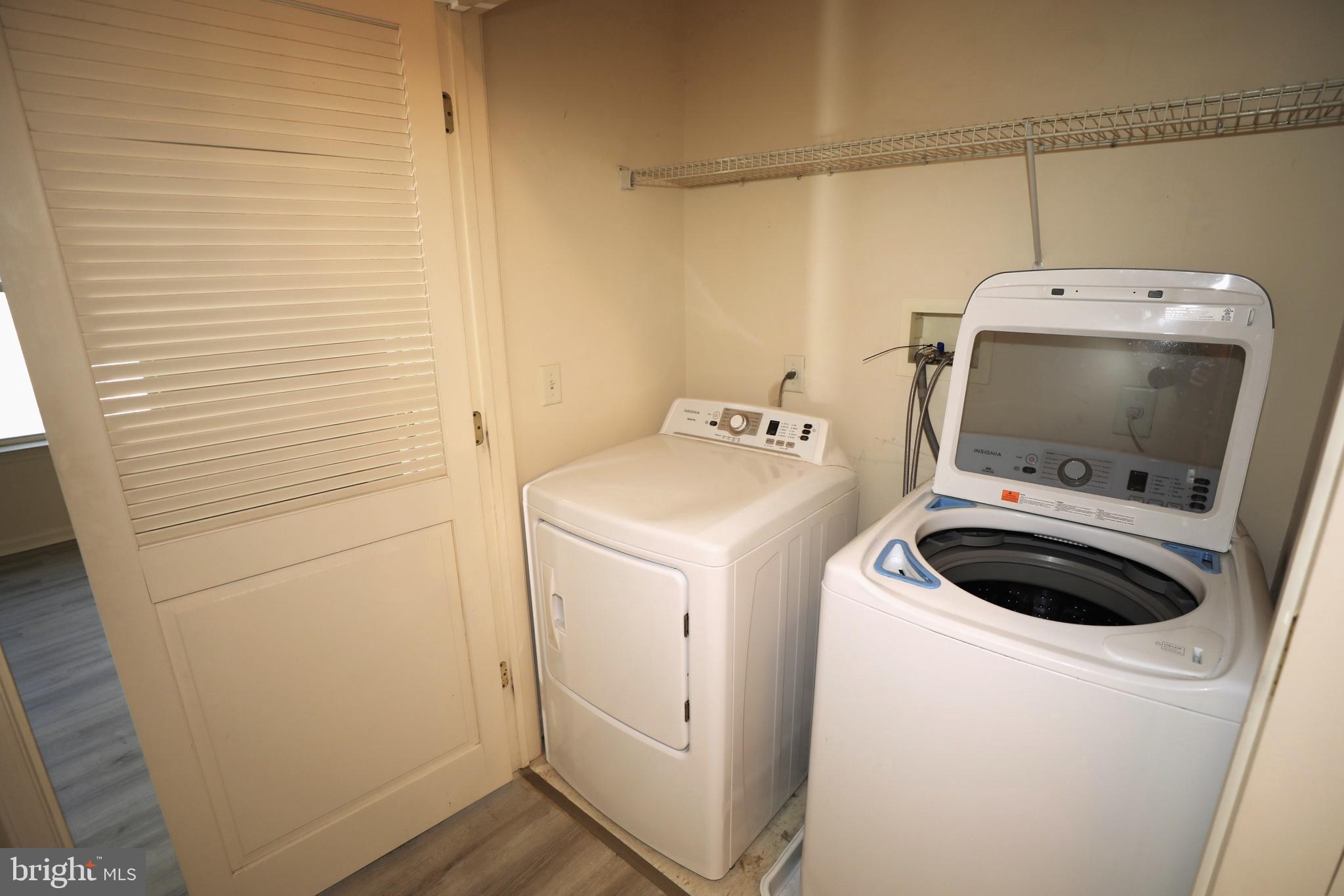 611 Masterson Court Ewing, NJ 08618 - Photo 26 of 38 a utility room with dryer and washer
