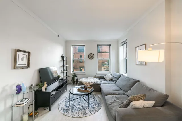 $2,496 | 514 Observer Highway, Unit 2W, Hoboken, NJ 07030