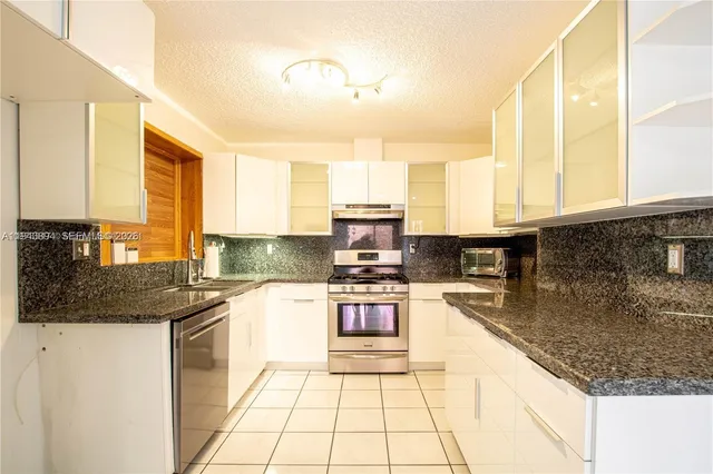 $2,500 | 16227 Southwest 139th Court, Unit 1, Miami, FL 33177