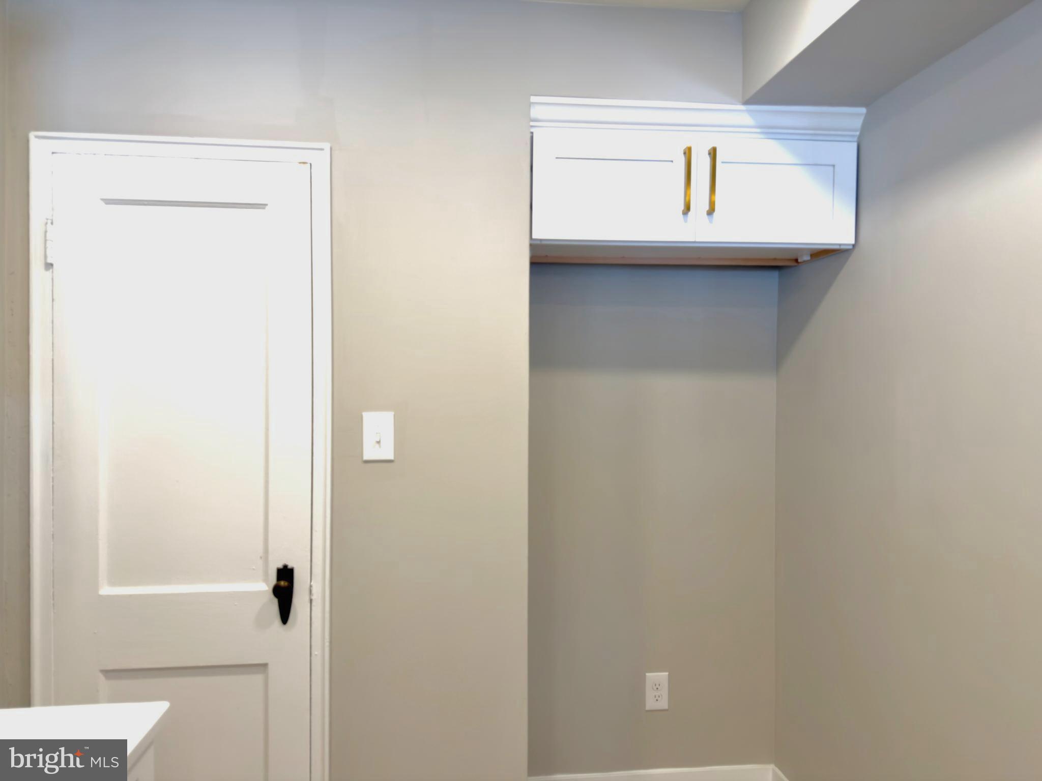 244 Sycamore Road Reading, PA 19611 - Photo 11 of 27 a view of bathroom