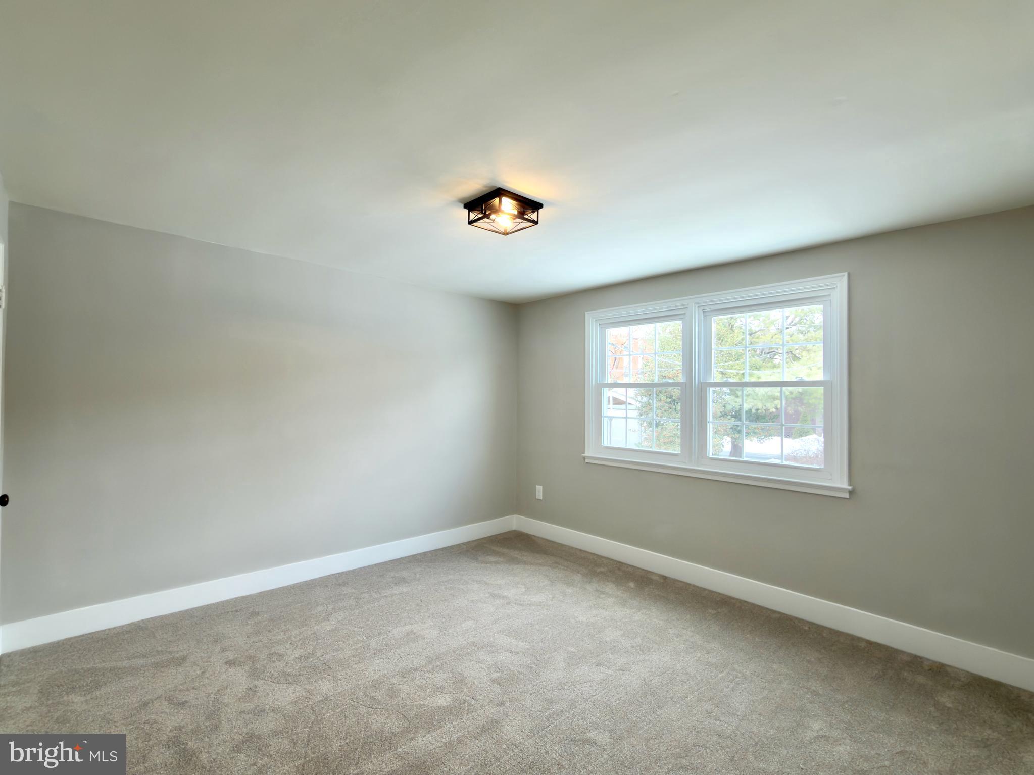 244 Sycamore Road Reading, PA 19611 - Photo 12 of 27 an empty room with a window
