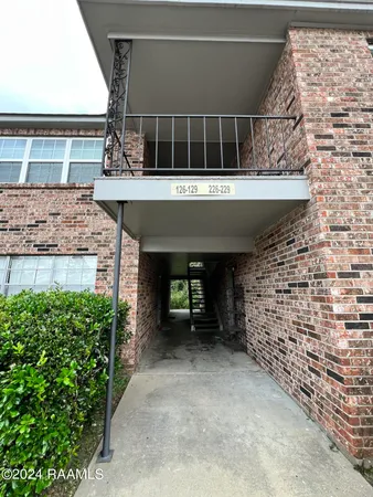 $925 | 3121 Johnston Street, Unit 227, Lafayette, LA 70503