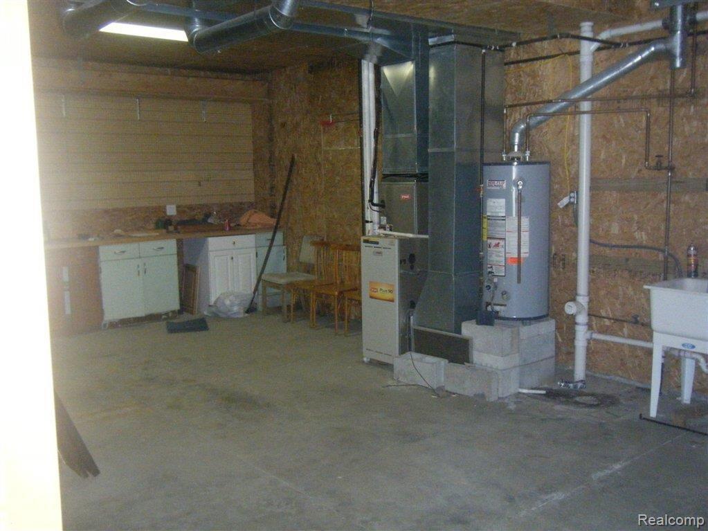 6566 29 Mile Road Washington, MI 48094 - Photo 17 of 25 DSCF6291.JPG