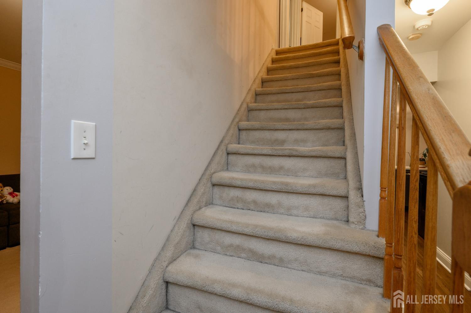 285 Nathan Court Cliffwood, NJ 07721 - Photo 18 of 43