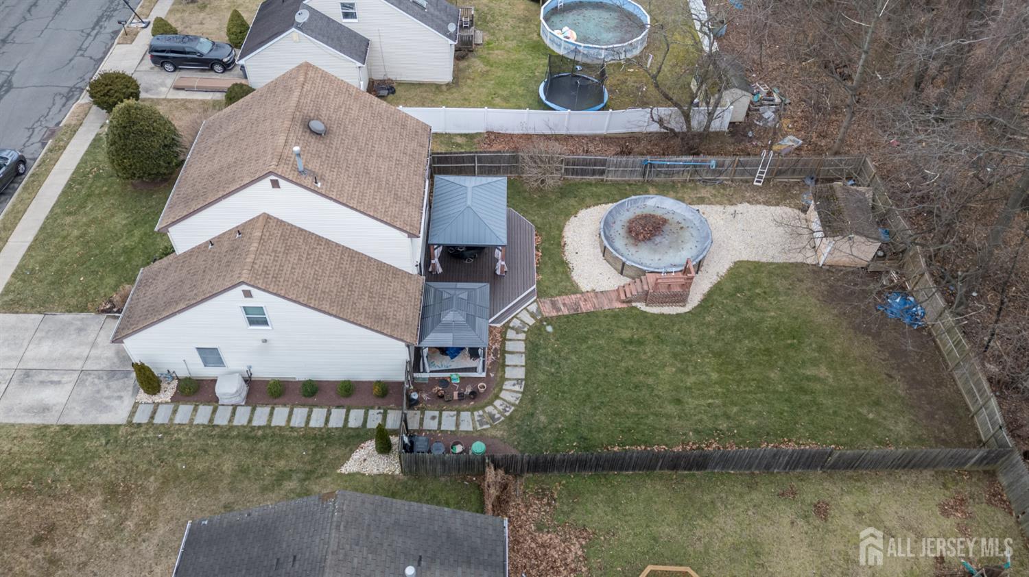 285 Nathan Court Cliffwood, NJ 07721 - Photo 37 of 43