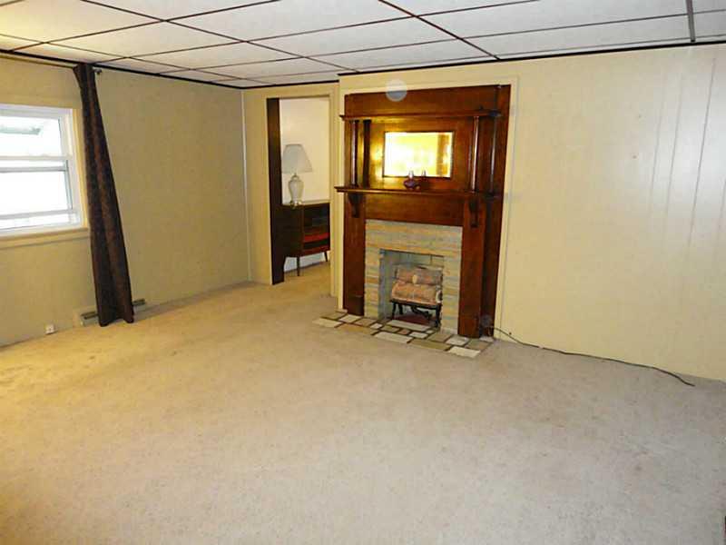 Living Room. 