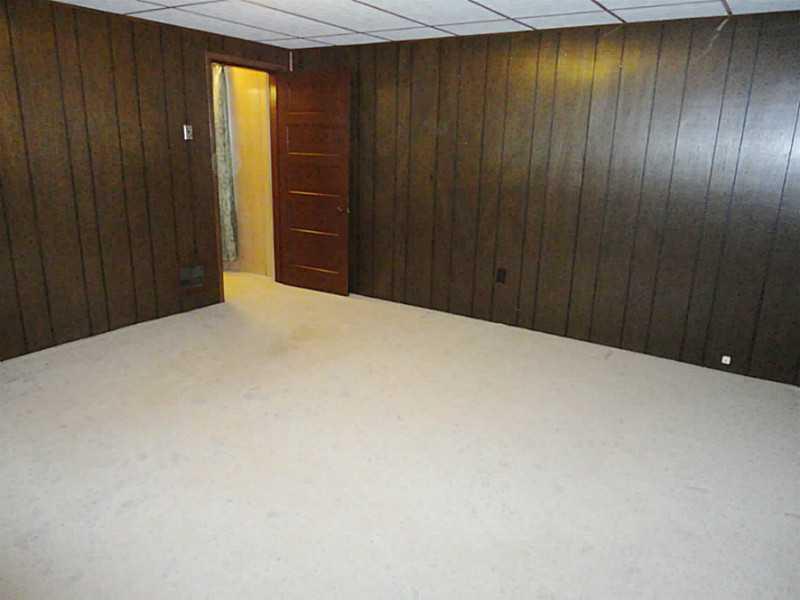 484 Georgetown Road Lawrence, PA 15055 - Photo 10 of 20 Master Bedroom.