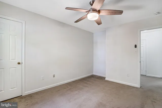 a view of a window in a room