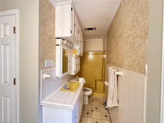 $199,000 | 215 Cardinal Lane, Ronda, NC 28670