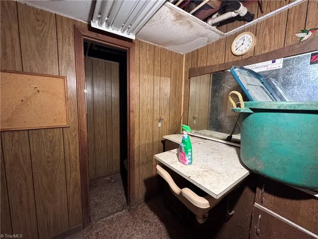 $199,000 | 215 Cardinal Lane, Ronda, NC 28670